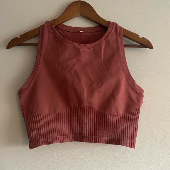 Tops - 🌸 Unbranded 🌸 dusty rose sports bra